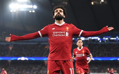 环球电竞快讯-C罗任意球再成经典